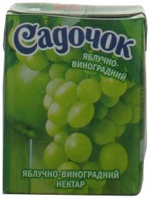 Нектар Садочок яблочно-виноградный осветленный пастеризованный 200мл Украина